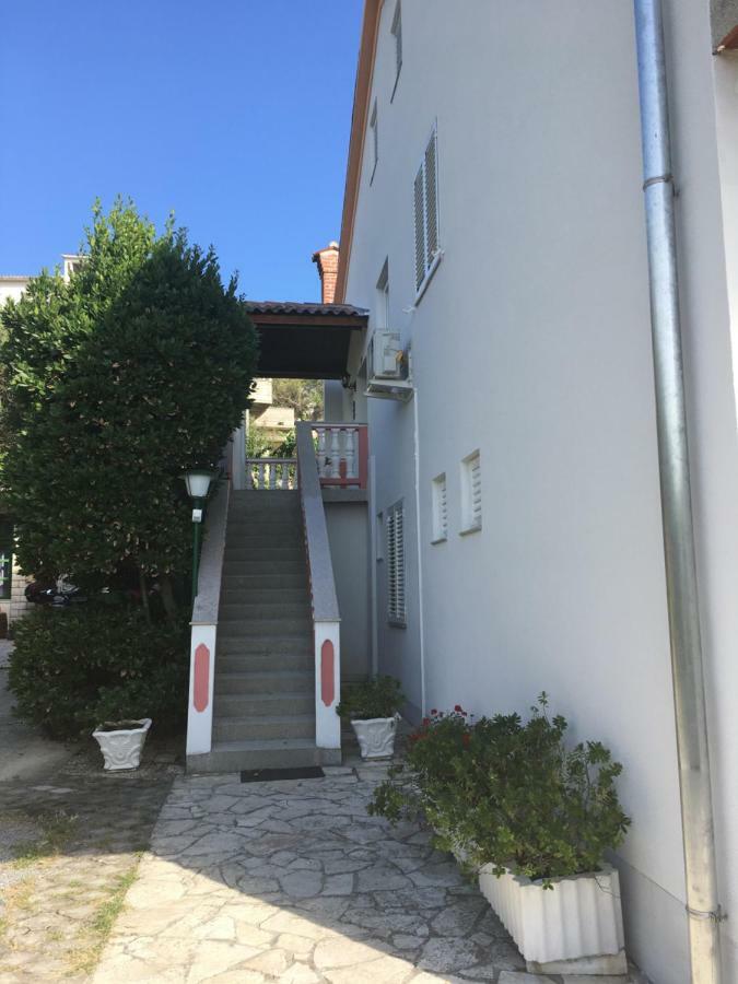 Apartments Ankica Kampor Esterno foto